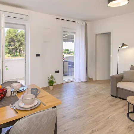 & Darrer 3* Porec