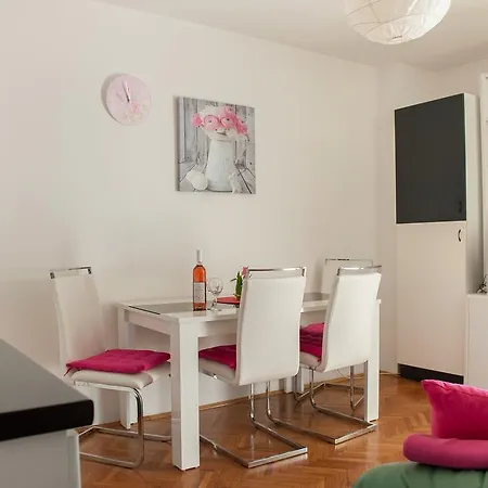 & Darrer Гостевой дом Пореч