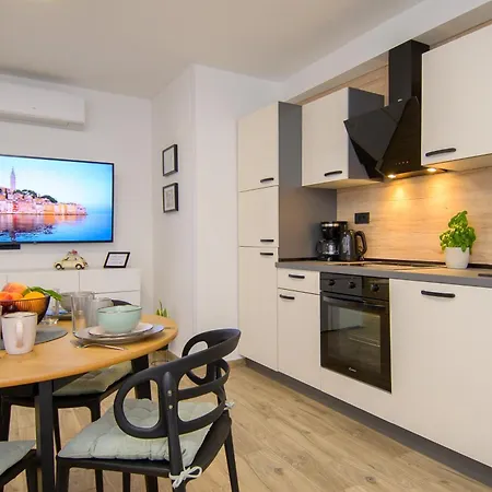 & Darrer Гостевой дом Пореч