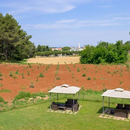 & Darrer Гостевой дом 3*