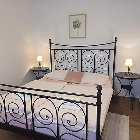 & Darrer Гостевой дом 3*