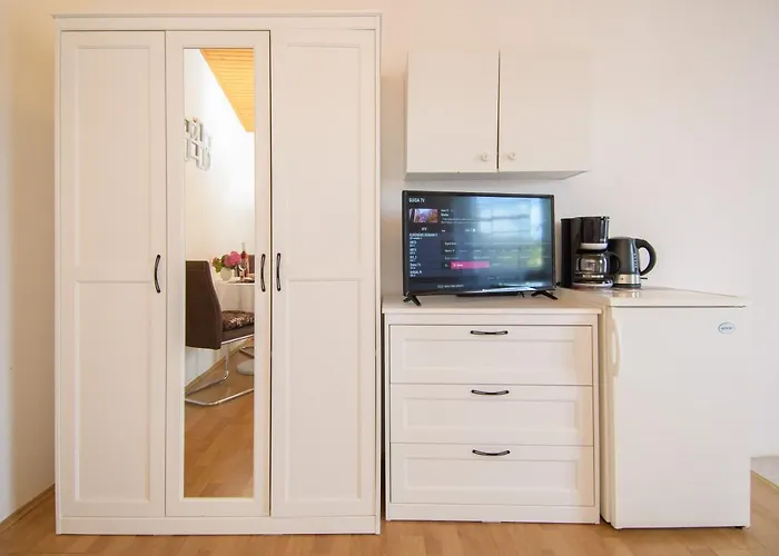 & Darrer Pensionat Poreč