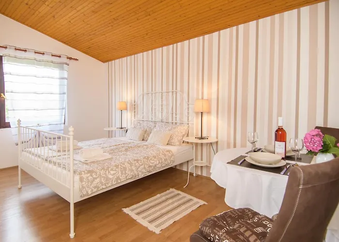 & Darrer Vendégház Poreč