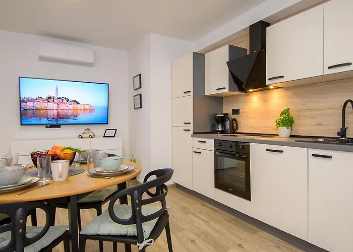 & Darrer Gasthuis Poreč