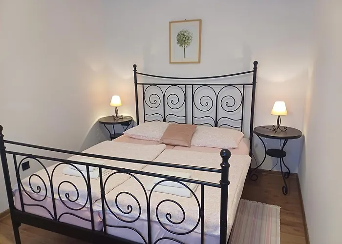 & Darrer Vendégház 3*