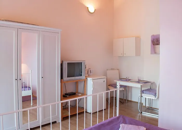 & Darrer בית הארחה פורץ